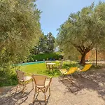 In Frazione Canonica,todi Canonica (Umbria)