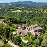 In Frazione Canonica,todi Apartamento *