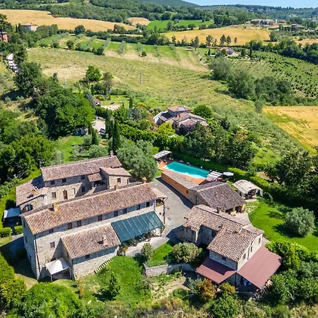 Gorgeous In Frazione Canonica,todi * Canonica (Umbria)