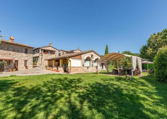 In Frazione Canonica,todi *