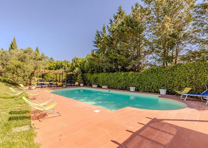 In Frazione Canonica,todi *